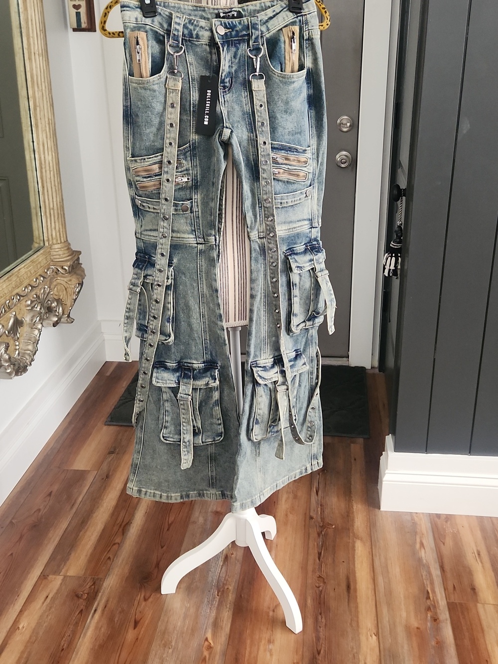 Generation Kiss Brand Sold By Dolls Kill Aurora Cargo Jeans - Picture 3 of 10